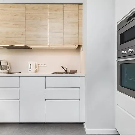 Garnizon Roberta Z Tarasem Apartamento Gdańsk