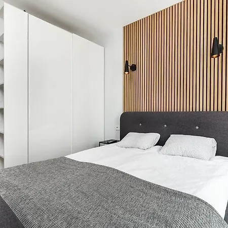 Garnizon Roberta Z Tarasem *