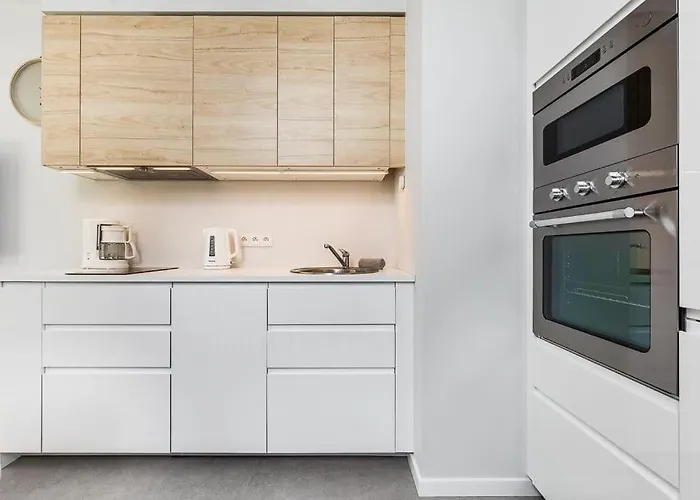 Garnizon Roberta Z Tarasem Daire Gdansk