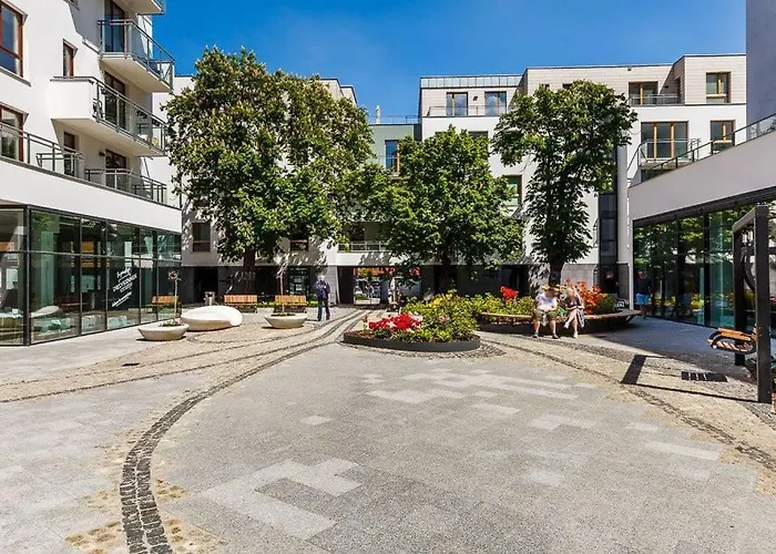 Garnizon Roberta Z Tarasem Apartment